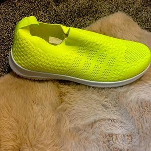 Neon comfortable gym shoes